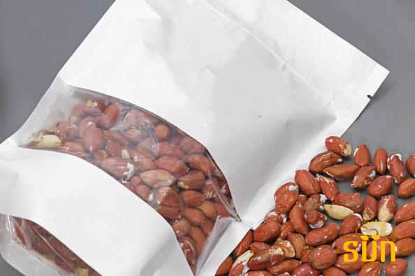 خرید ارزان بادام زمینی خارجی بسته بندی شده